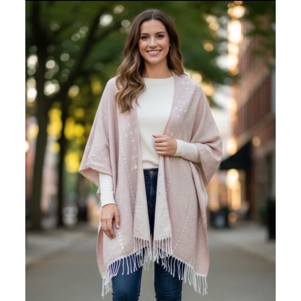 Gentle Fawn Poncho Wrap Women ML Pink New Fringe Geometric Knit Shawl